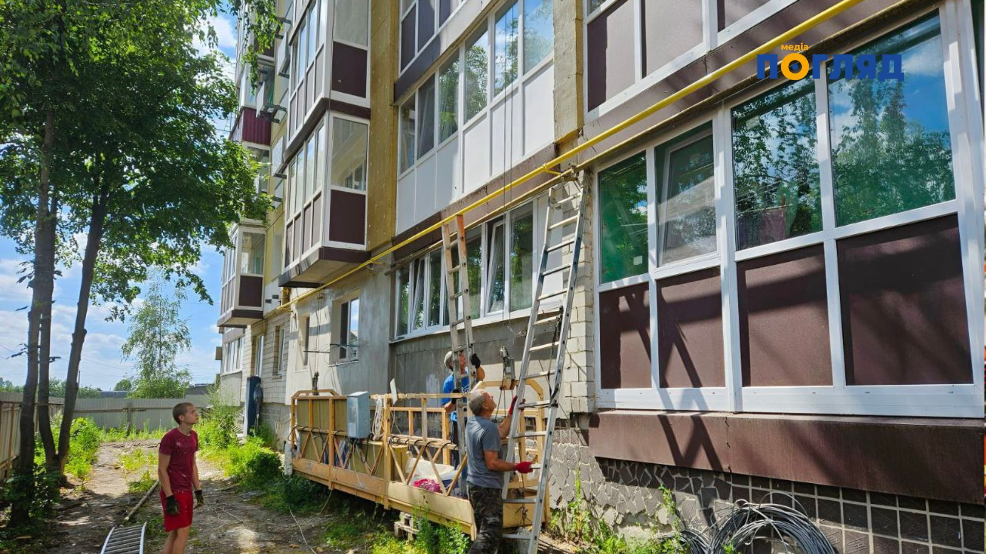У Бородянці відновлюють пошкоджений будинок для 549 мешканців (ФОТО) - зображення